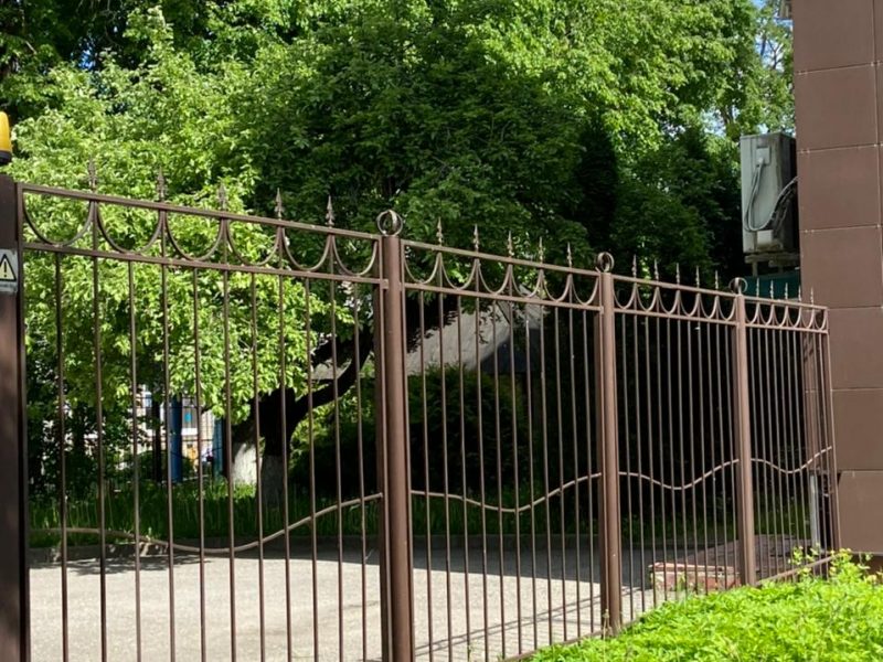 Фото ограждение-min